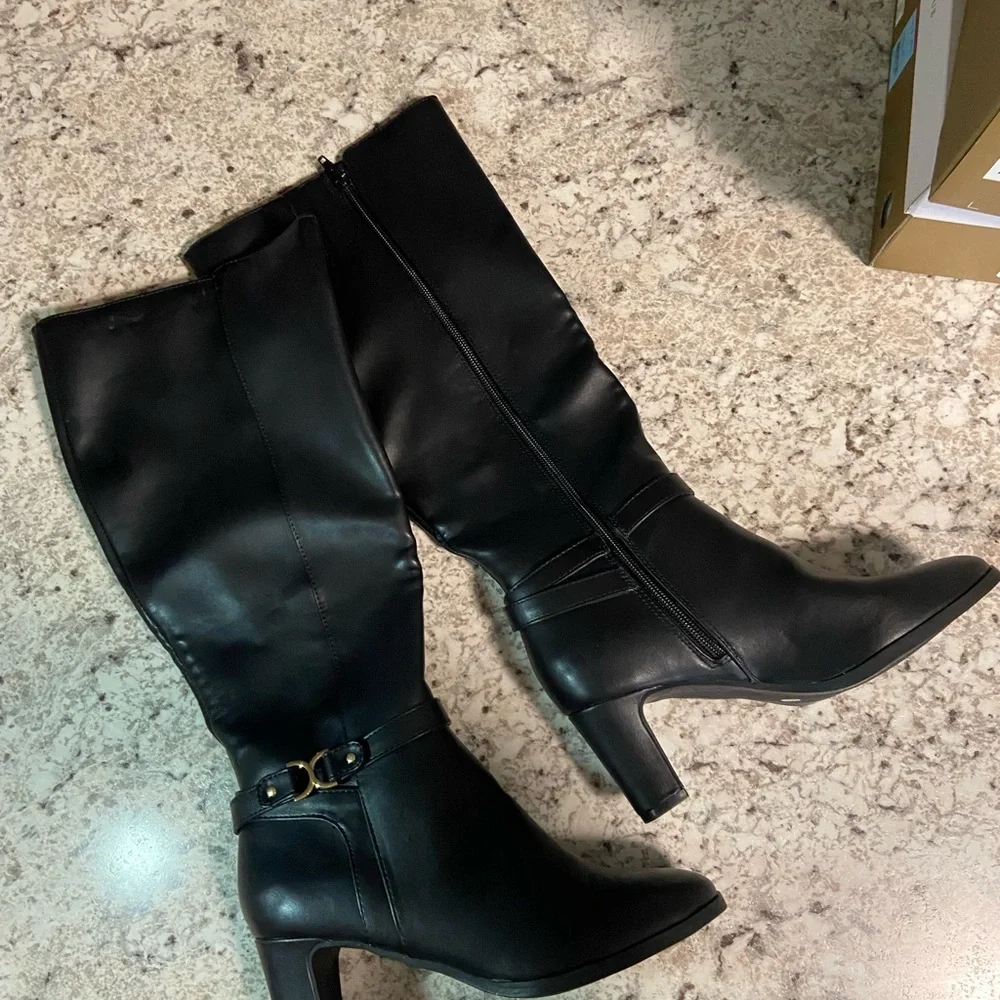 Charter Club Palmaa Black Knee high Boots - Picture 2 of 9
